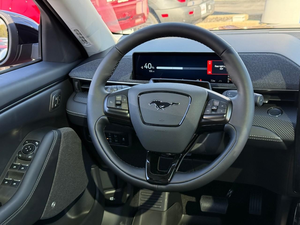 Ford Mustang Mach-E Vehicle Full-screen Gallery Image 07