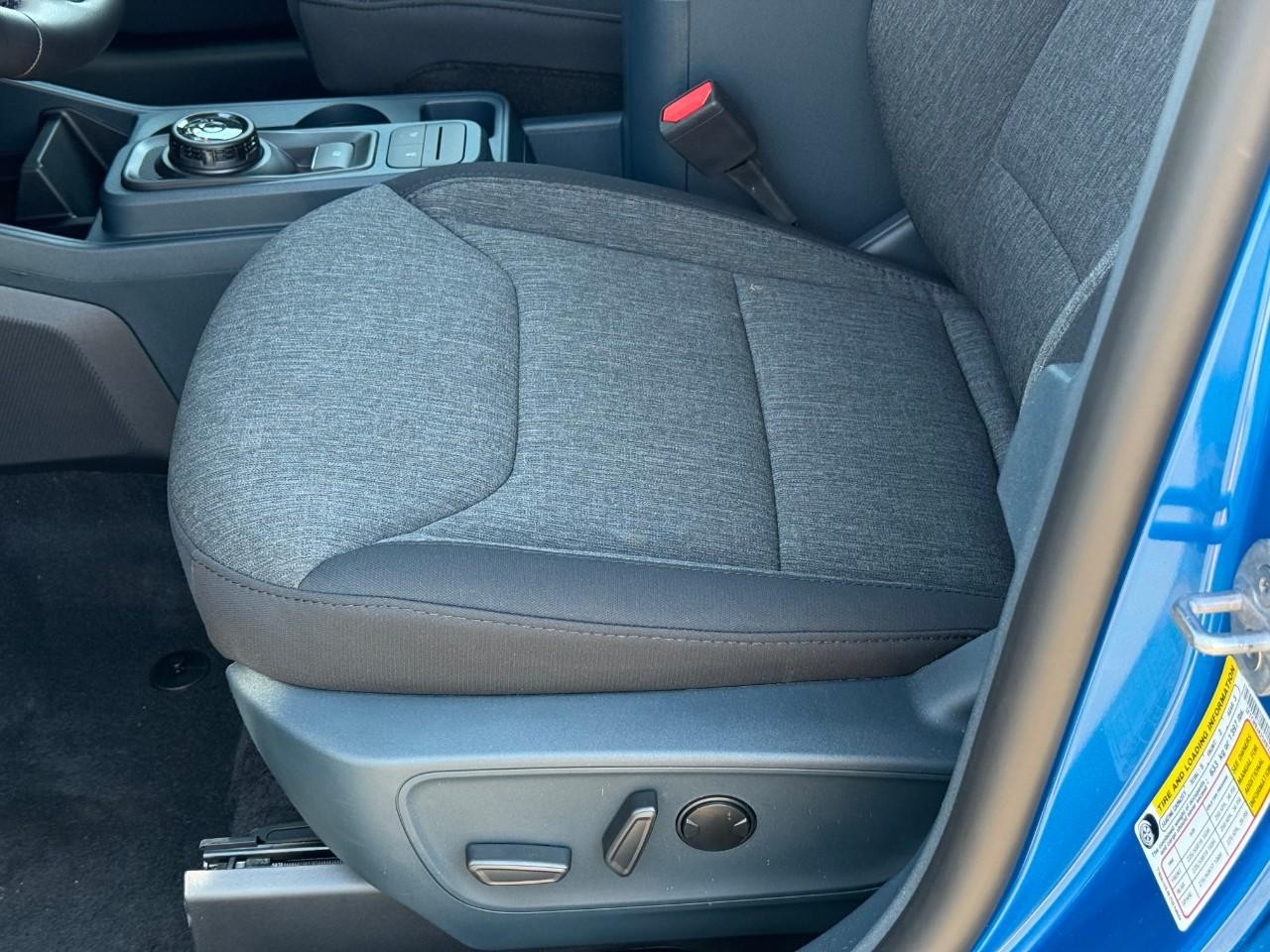 Ford Maverick Vehicle Full-screen Gallery Image 11