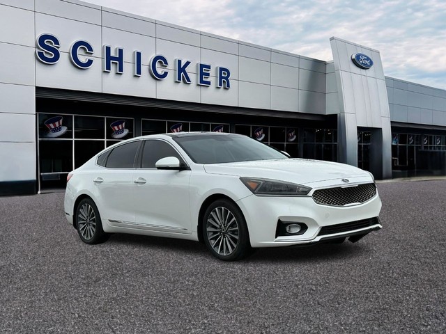 Kia Cadenza Premium - St. Louis MO