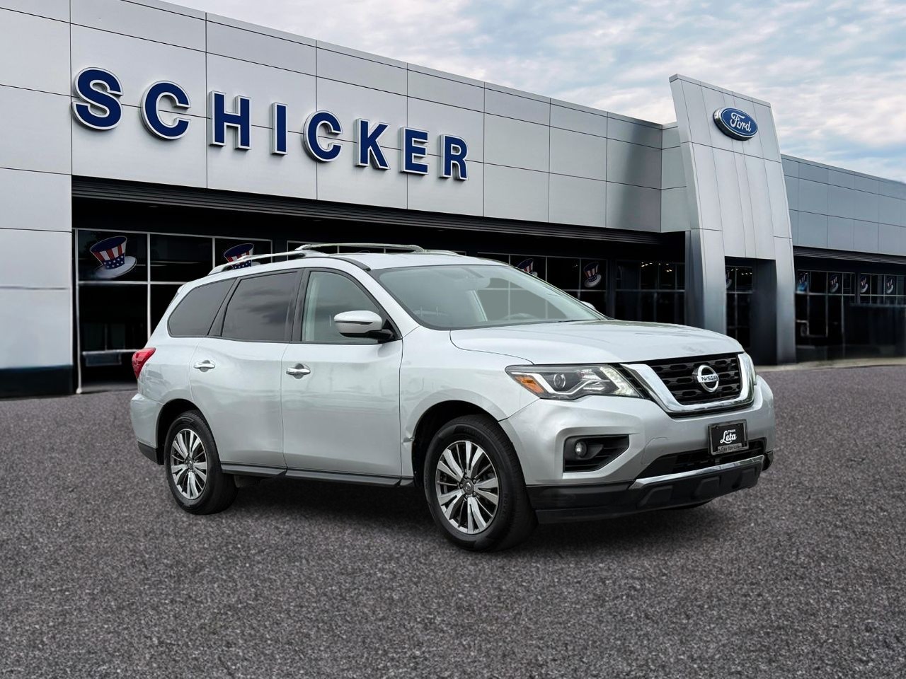 2019 Nissan Pathfinder SV