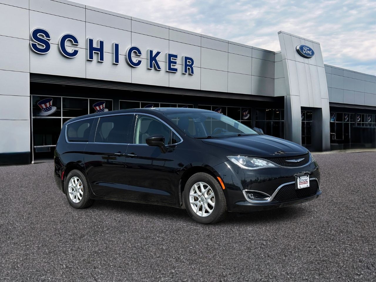 2020 Chrysler Pacifica Touring