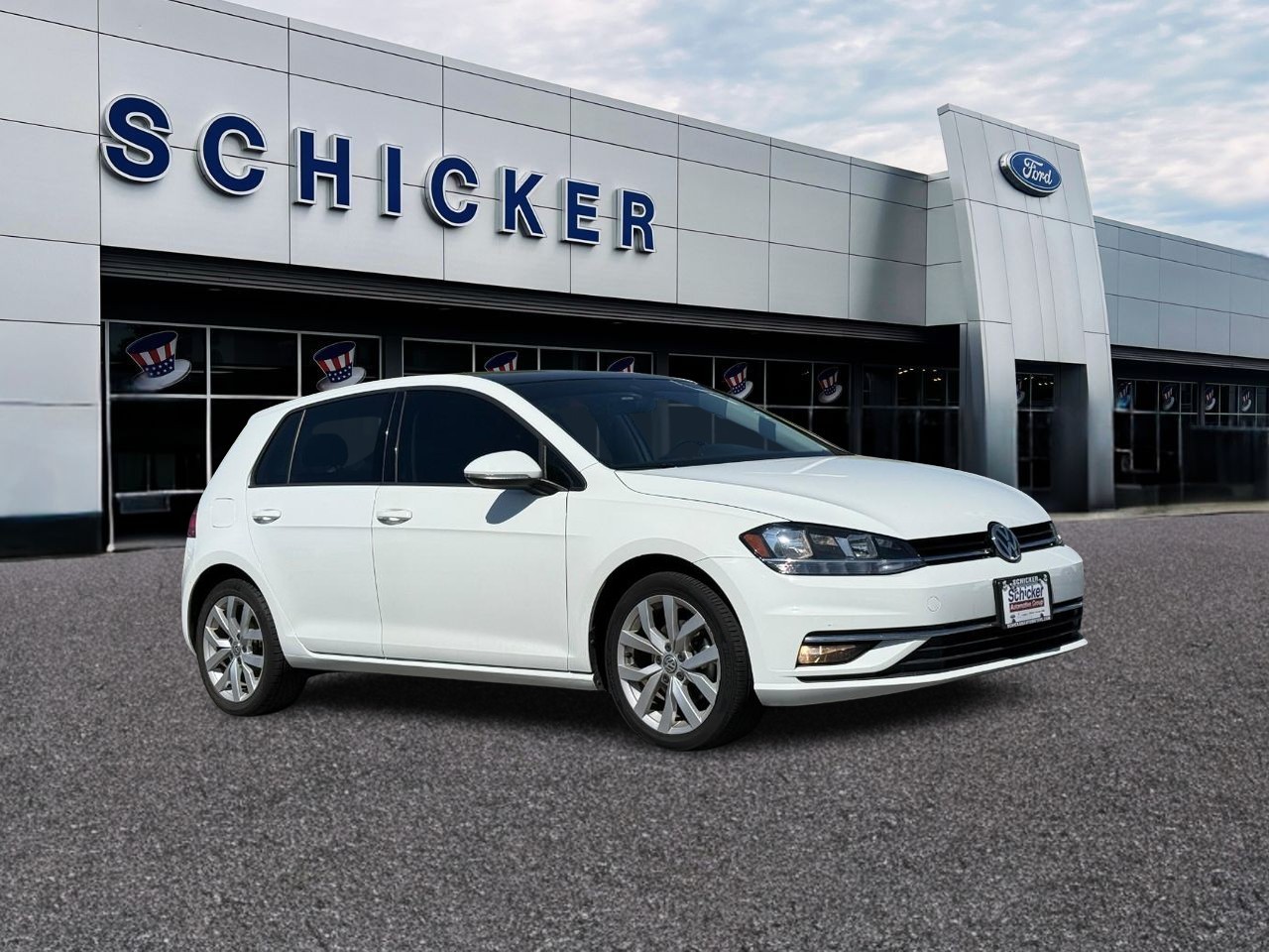 2019 Volkswagen Golf SE