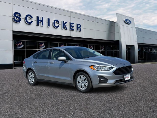 Ford Fusion S - St. Louis MO