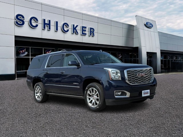 GMC Yukon XL Denali - St. Louis MO