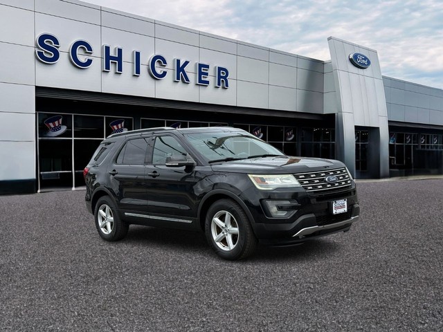 Ford Explorer XLT - St. Louis MO