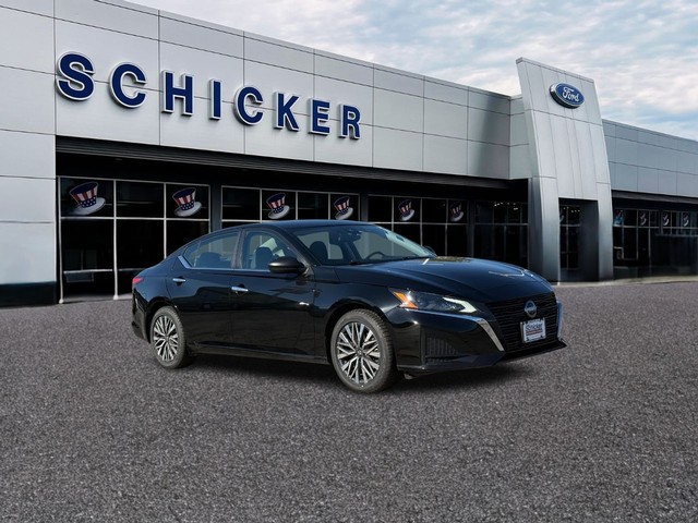 Nissan Altima SV - St. Louis MO