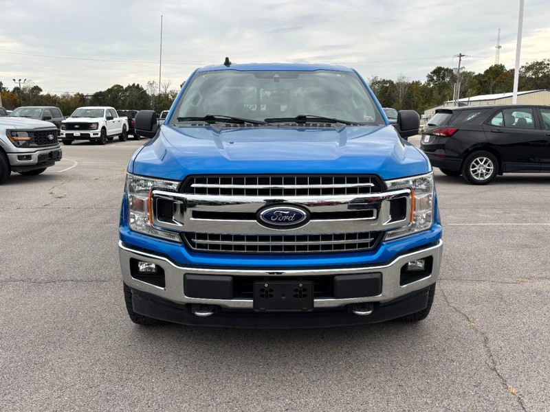 Ford F-150 Vehicle Full-screen Gallery Image 9