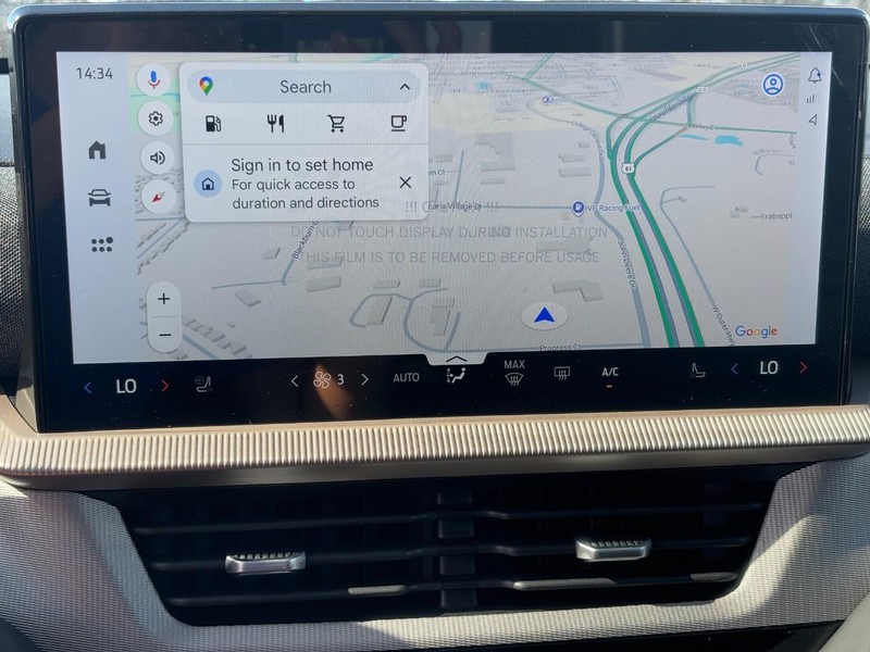 Ford Explorer Vehicle Image 18