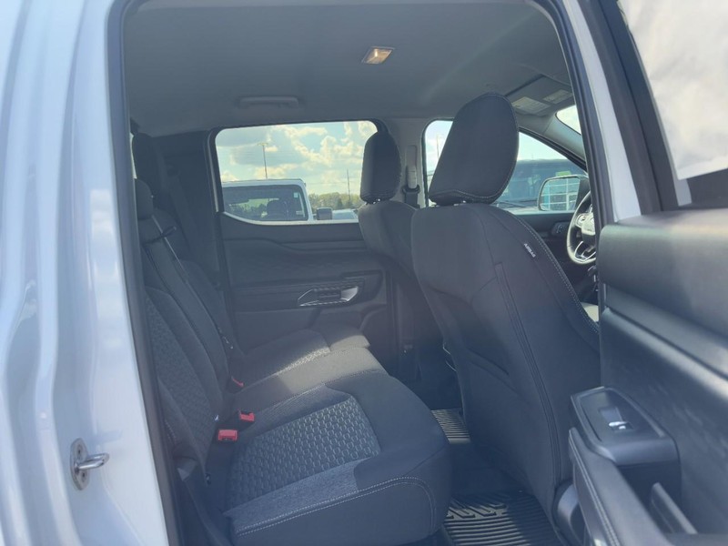 Ford Ranger Vehicle Full-screen Gallery Image 5