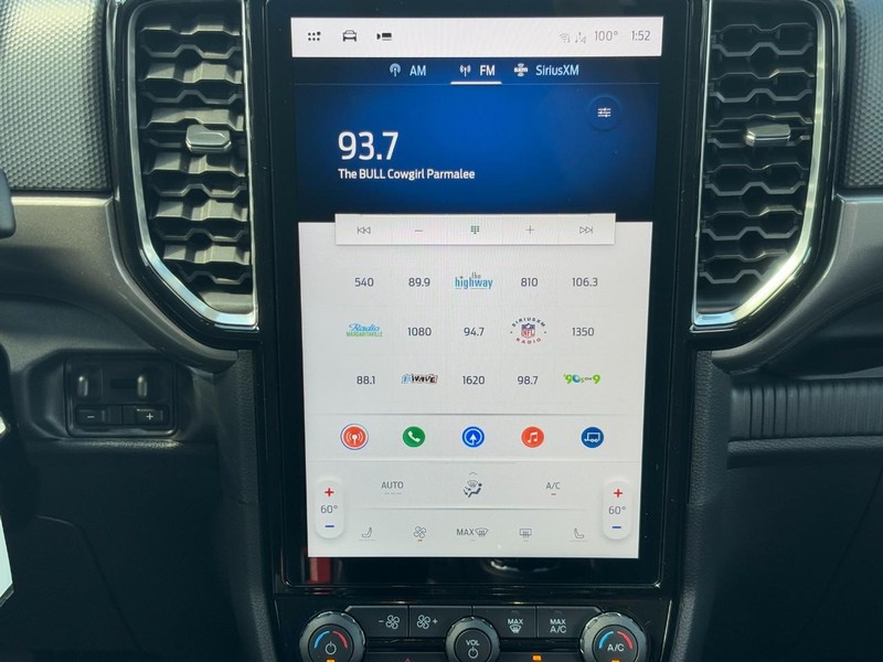 Ford Ranger Vehicle Full-screen Gallery Image 8