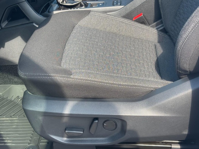 Ford Ranger Vehicle Full-screen Gallery Image 21