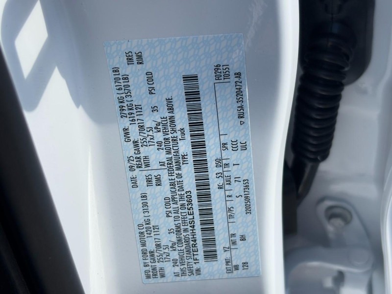 Ford Ranger Vehicle Full-screen Gallery Image 22