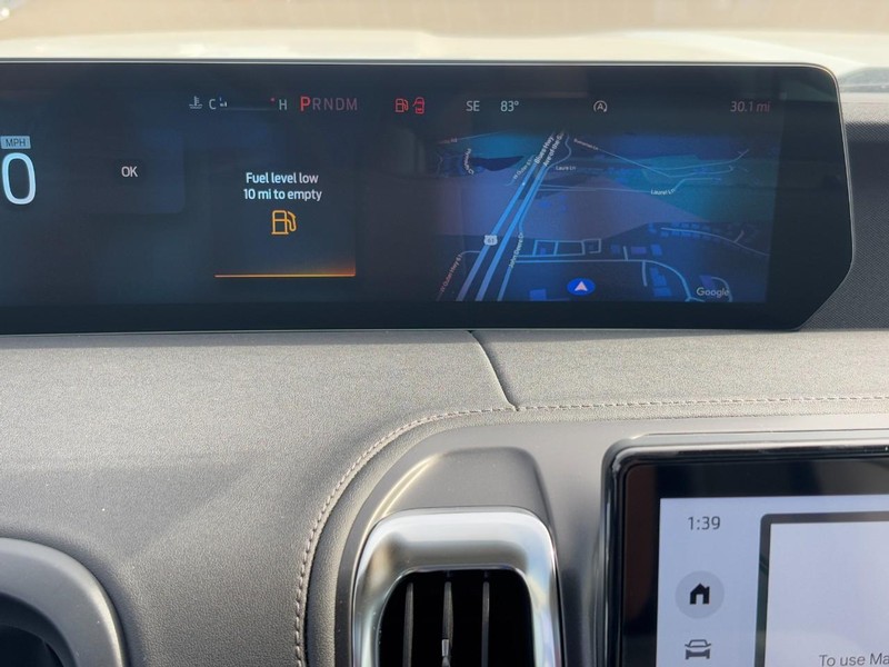 Ford Expedition Max Vehicle Full-screen Gallery Image 15