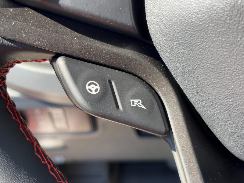 Ford Bronco Vehicle Full-screen Gallery Image 13