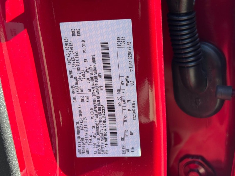 Ford Bronco Vehicle Full-screen Gallery Image 23