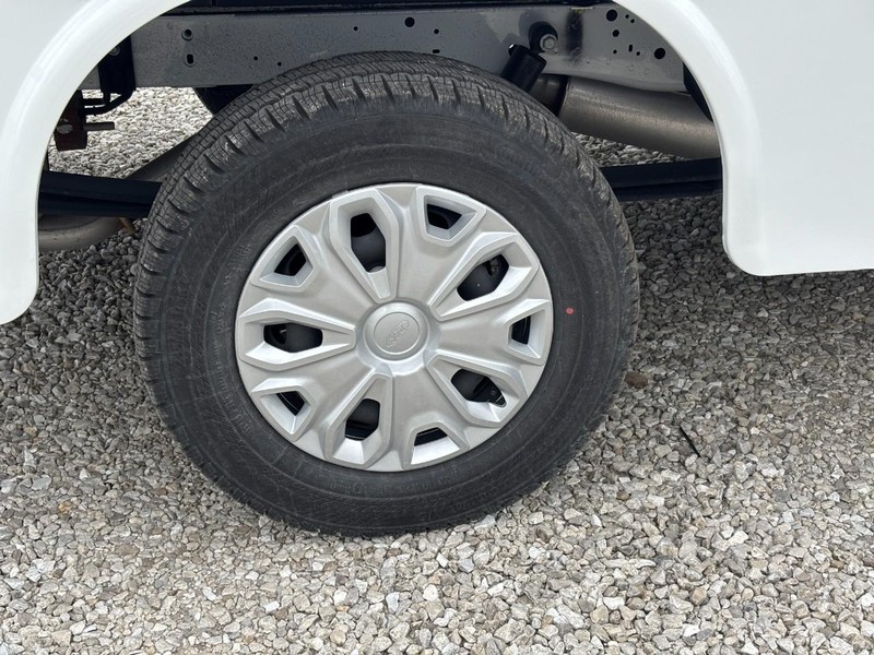 Ford Transit Cutaway Vehicle Full-screen Gallery Image 4