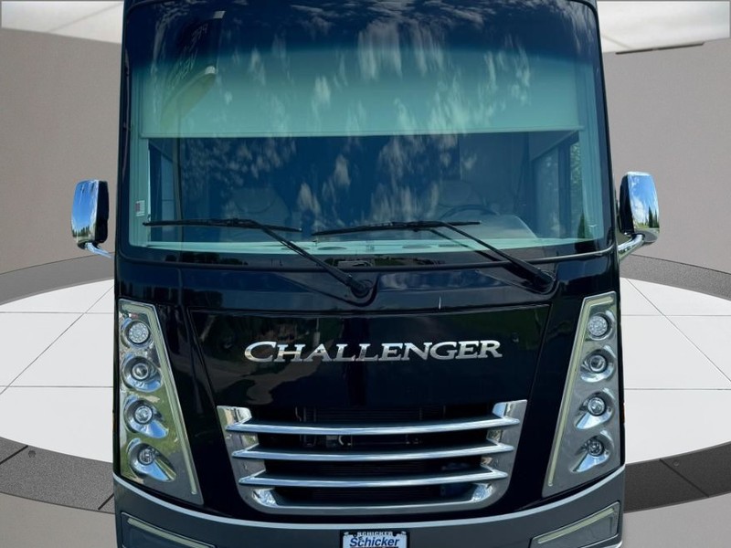 Ford F-53 Motorhome Stripped Chassis Vehicle Full-screen Gallery Image 04