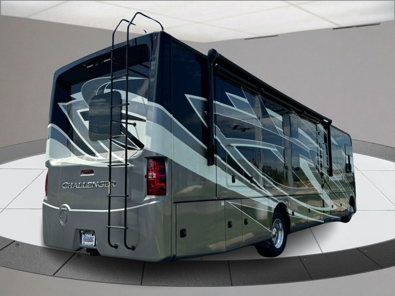 Ford F-53 Motorhome Stripped Chassis Vehicle Full-screen Gallery Image 06