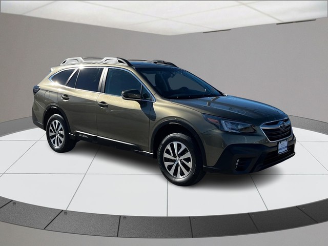 2021 Subaru Outback Premium photo 2