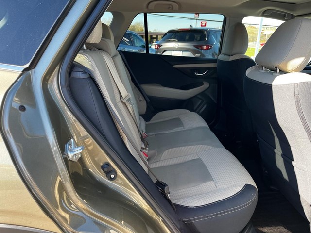 2021 Subaru Outback Premium photo 10