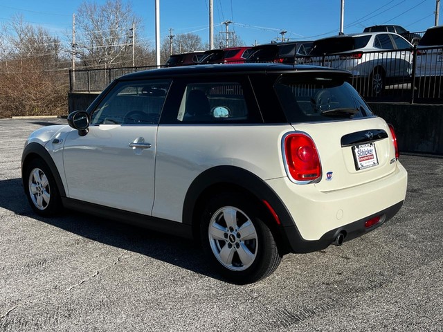 2016 MINI Cooper Base photo 6