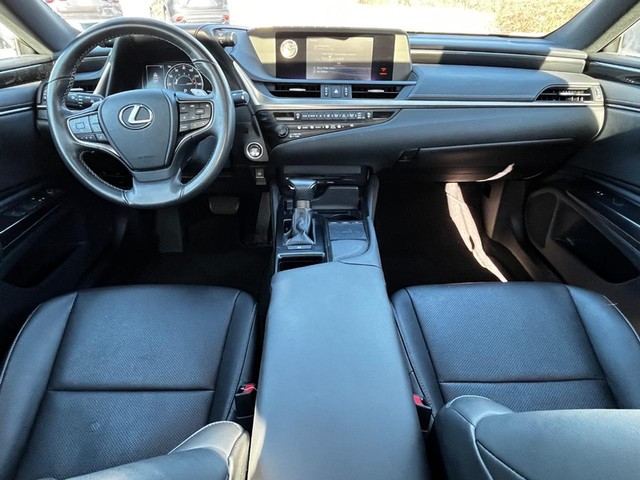 2019 Lexus ES 350 photo 12