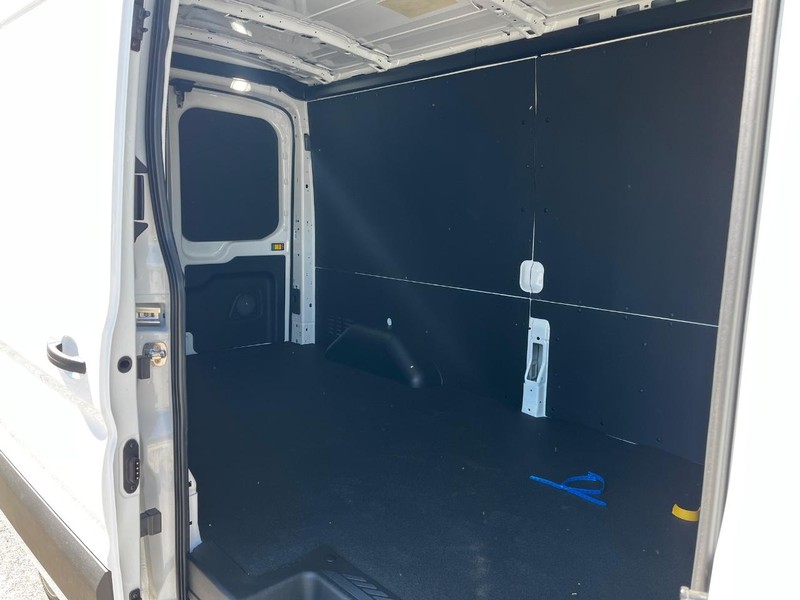 Ford Transit Cargo Van Vehicle Full-screen Gallery Image 04