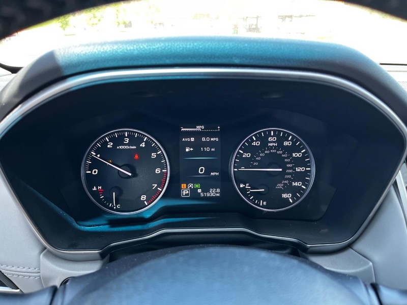 Subaru Legacy Vehicle Full-screen Gallery Image 20