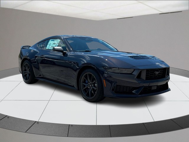 2025 Ford Mustang Dark Horse's photo