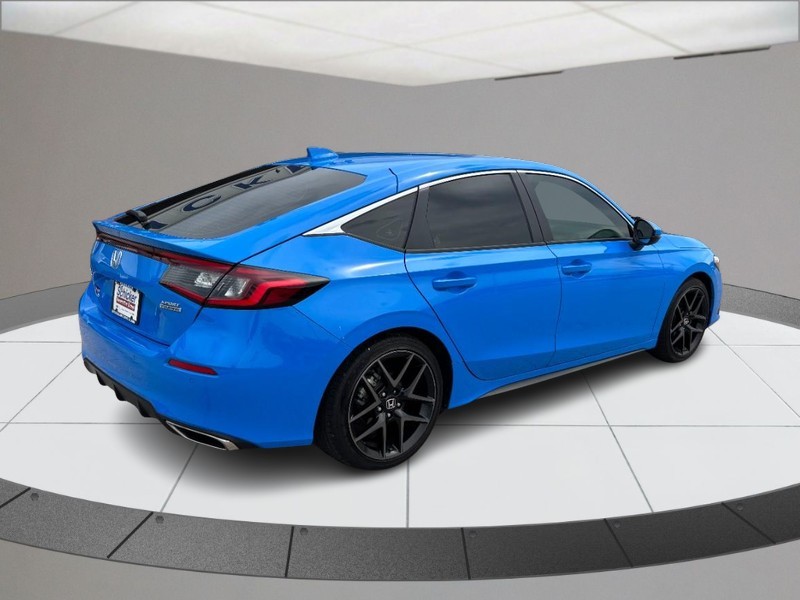 Honda Civic Hatchback Vehicle Full-screen Gallery Image 03