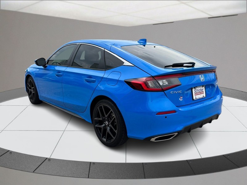 Honda Civic Hatchback Vehicle Full-screen Gallery Image 06