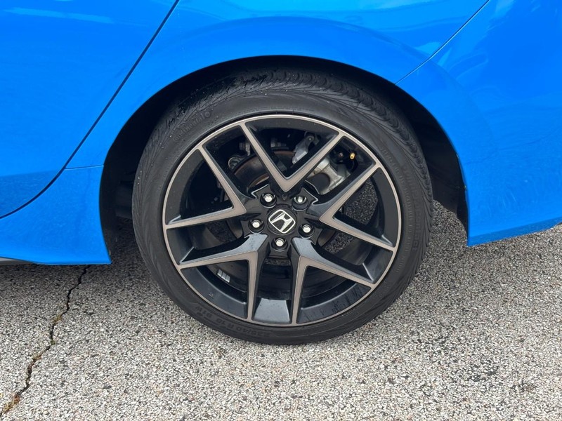 Honda Civic Hatchback Vehicle Full-screen Gallery Image 07