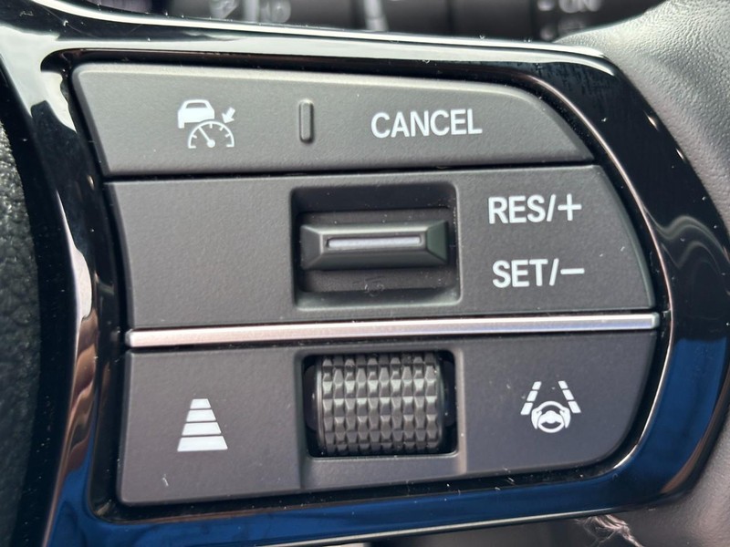 Honda Civic Hatchback Vehicle Full-screen Gallery Image 18