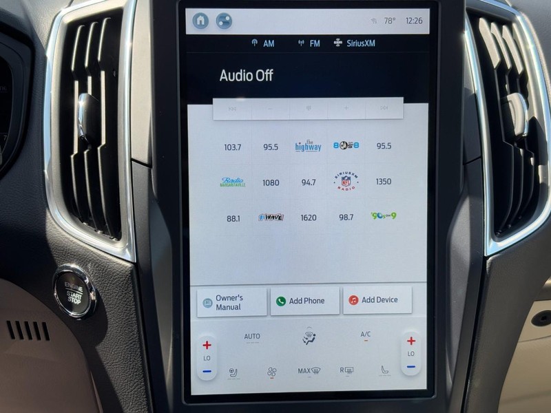 Ford Edge Vehicle Full-screen Gallery Image 22