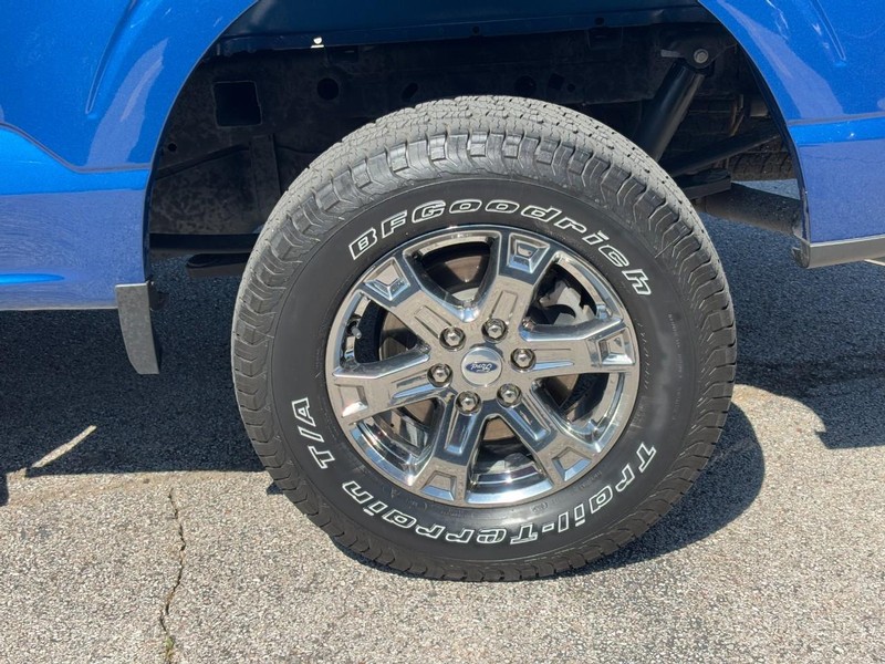Ford F-150 Vehicle Full-screen Gallery Image 07