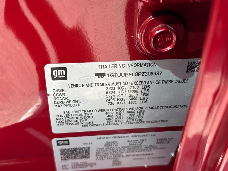 GMC Sierra 1500 Vehicle Full-screen Gallery Image 25