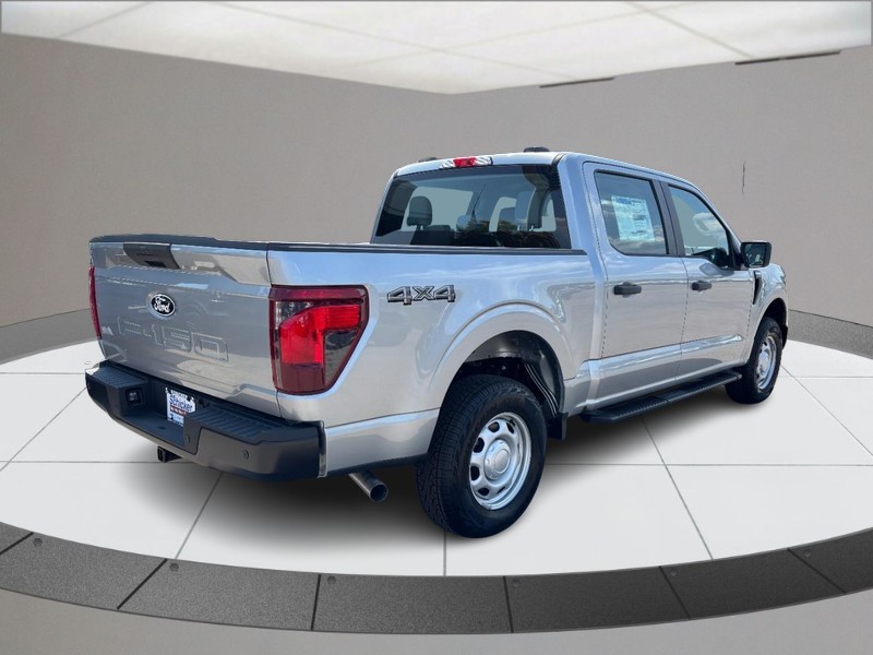 Ford F-150 Vehicle Full-screen Gallery Image 03