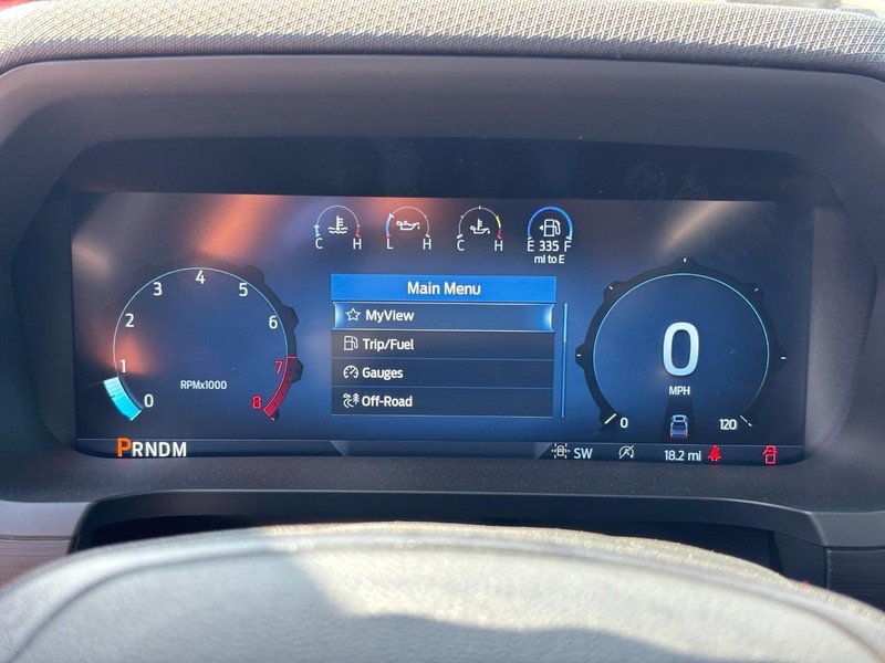 Ford F-150 Vehicle Full-screen Gallery Image 08