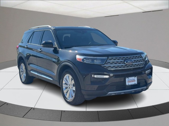 2021 Ford Explorer Limited's photo