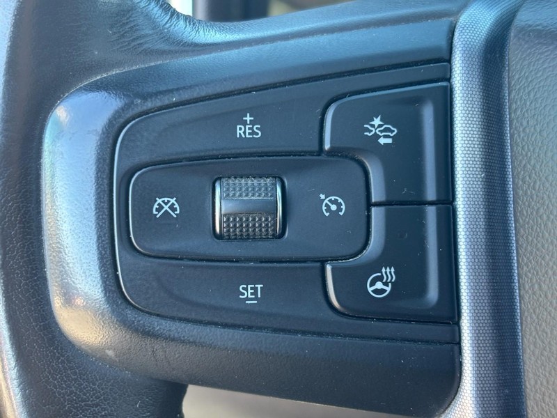 GMC Sierra 1500 Vehicle Full-screen Gallery Image 17