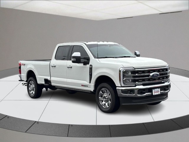 2025 Ford F-350 Super Duty King Ranch's photo