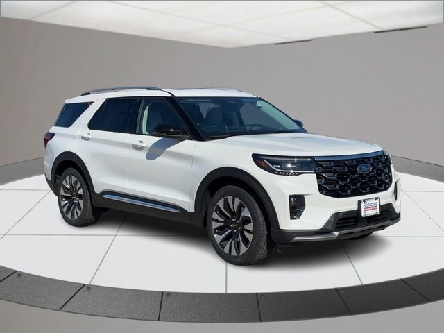 2026 Ford Explorer Platinum's photo