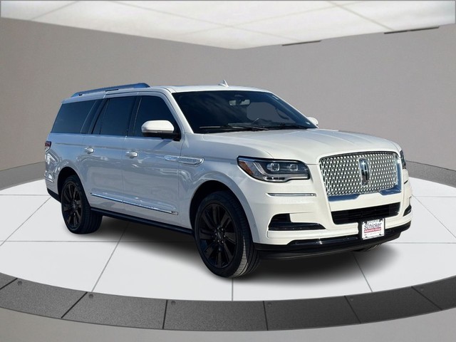 2023 Lincoln Navigator Reserve L's photo