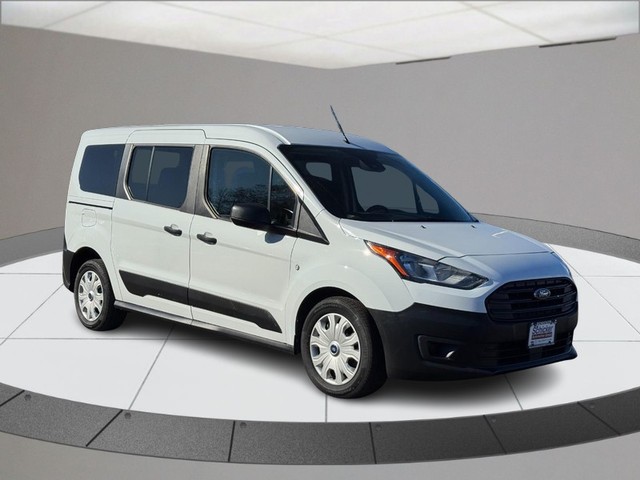 2022 Ford Transit Connect XLT's photo