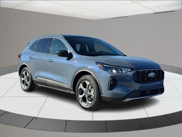 2025 Ford Escape ST-Line's photo