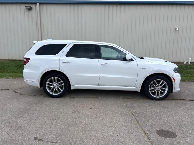 Dodge Durango Vehicle Full-screen Gallery Image 2
