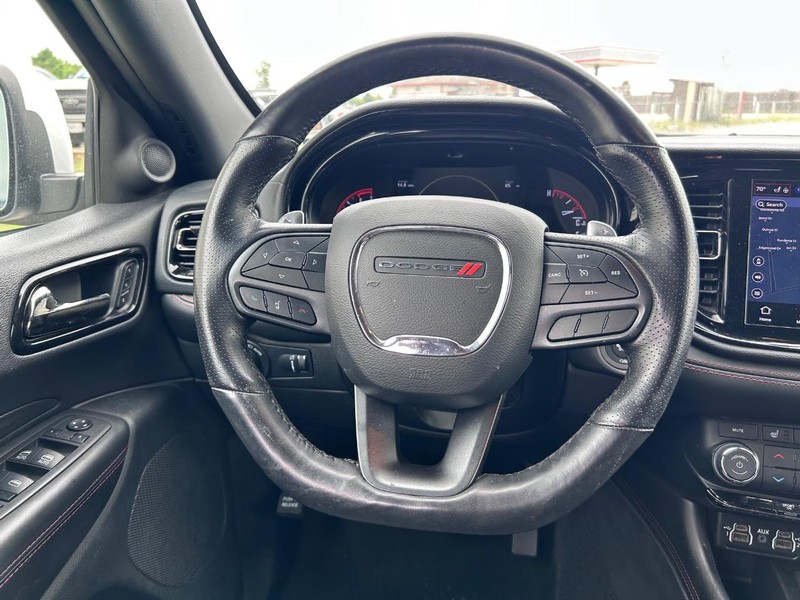 Dodge Durango Vehicle Full-screen Gallery Image 12