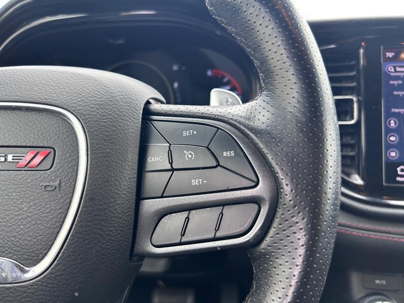 Dodge Durango Vehicle Full-screen Gallery Image 14