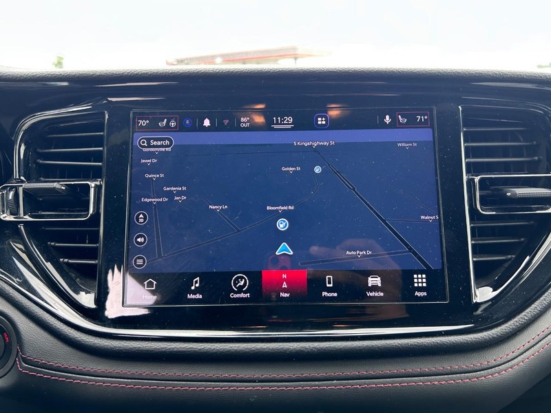Dodge Durango Vehicle Full-screen Gallery Image 15