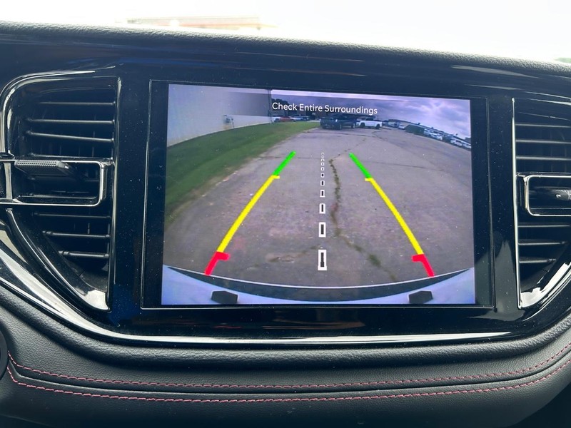 Dodge Durango Vehicle Full-screen Gallery Image 22